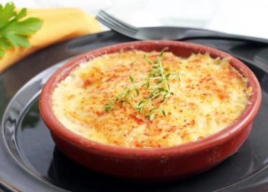 Recette pour  cuisine biélorusse nationale - grand-mère avec des crépitements