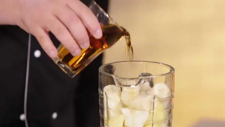 envie frutas para o liquidificador