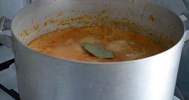 send krydderier til zucchini