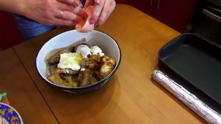 se toarnă smântână în iepure