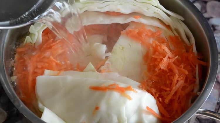 hæld kål med marinade