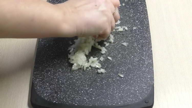 нарязваме лъка