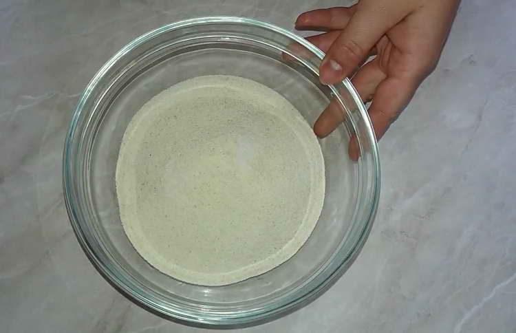 mezclar sémola y refresco