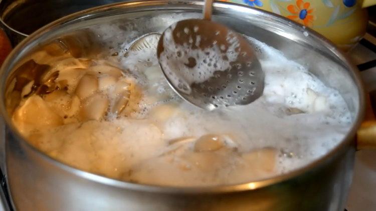 Entfernen Sie den Schaum