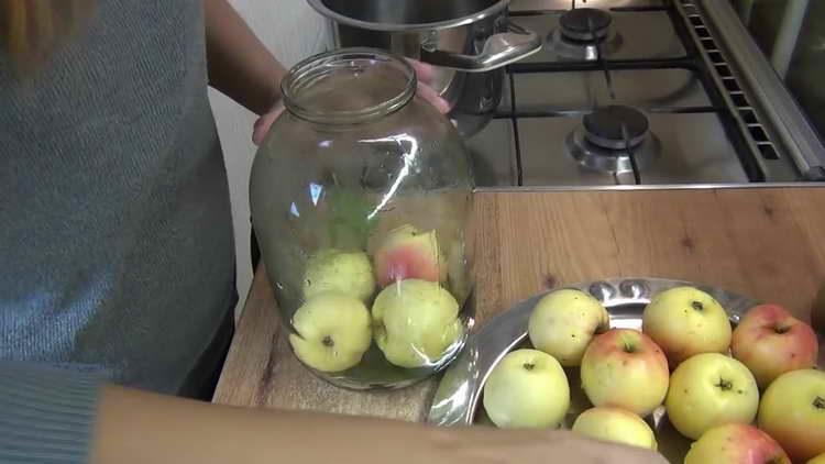 Слагам блоковете в буркана