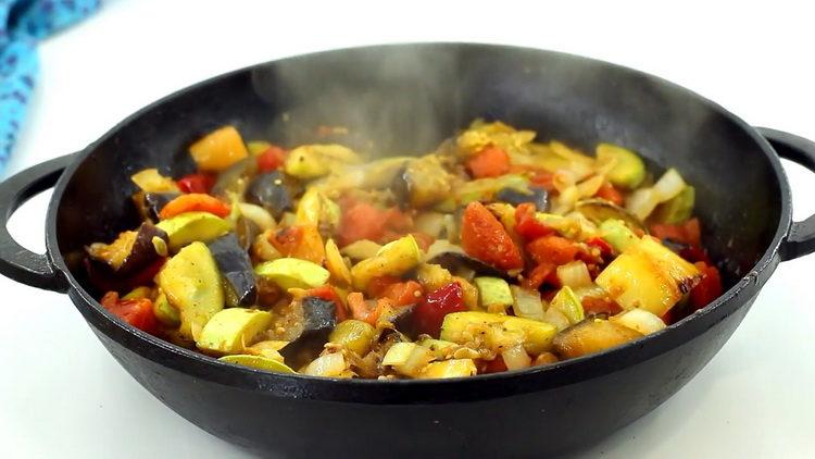 amestecă ingredientele