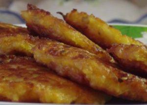 deliciosas panquecas de abóbora e maçã