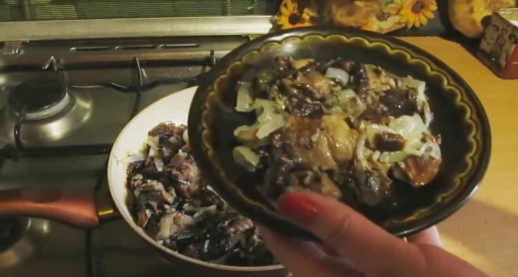 ciuperci prăjite cu ceapă