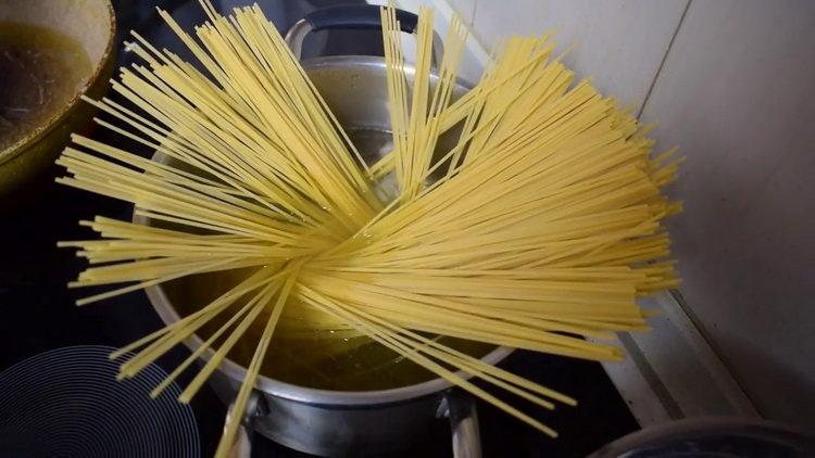 сварете макароните