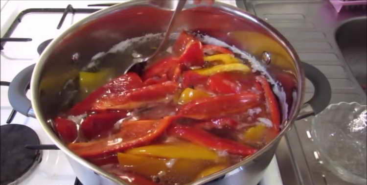 mettre du poivre dans la marinade