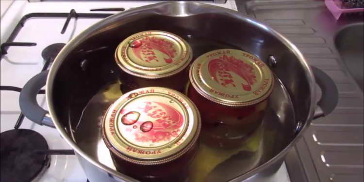 couvrir les pots avec des couvercles