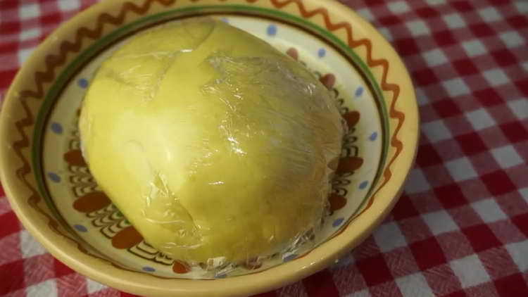 envía la masa al refrigerador