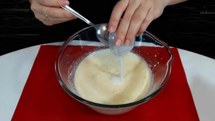 изпрати в купа сода с оцет