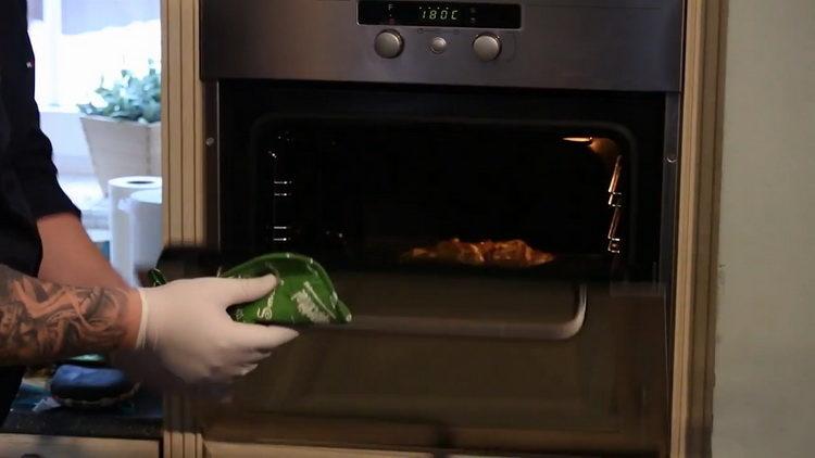 preîncălziți cuptorul