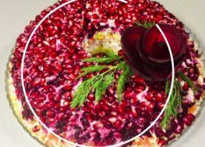 brățară delicioasă de rodie cu salată cu pui afumat