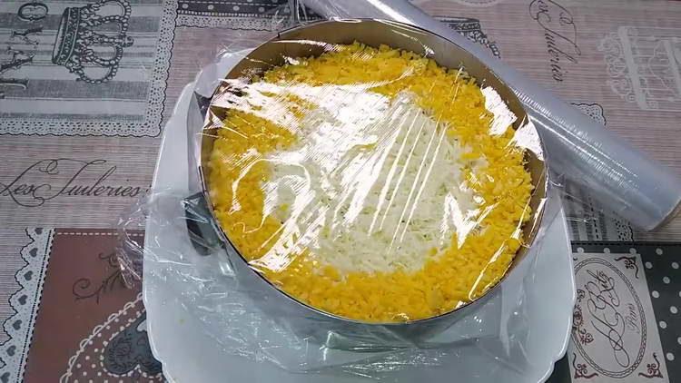 untar ovos com maionese