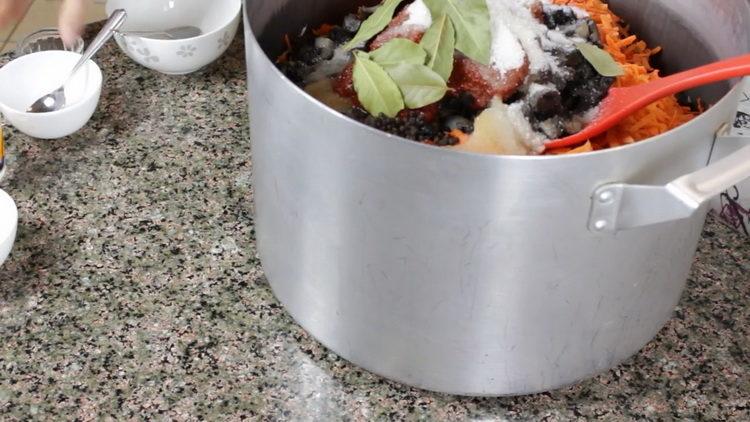 добавете подправки