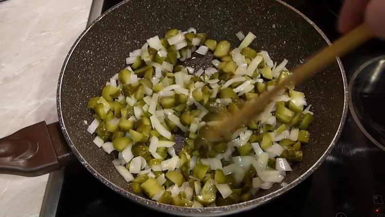 trimite castraveți la ceapă