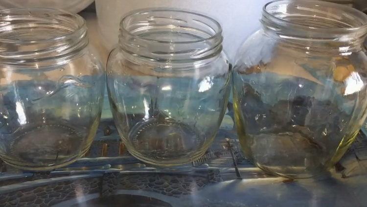 bereite das Geschirr zu