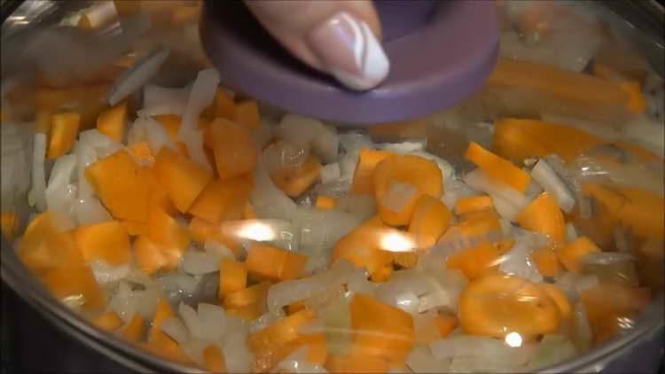 acoperiți tigaia cu un capac