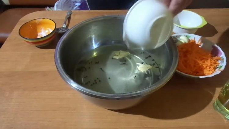 Gumawa ng isang atsara