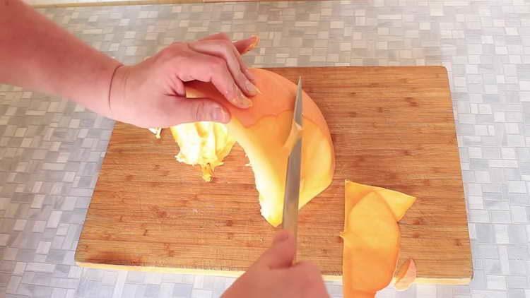 linisin ang kalabasa