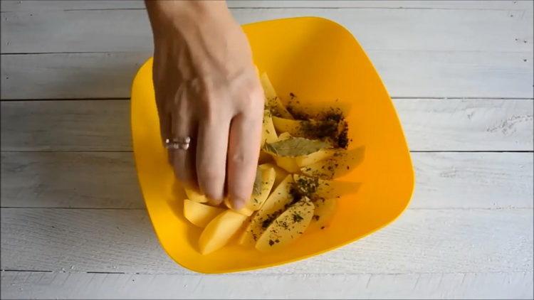 amestecă ingredientele