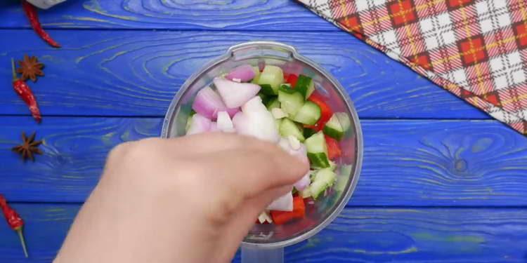 saler et poivrer les légumes