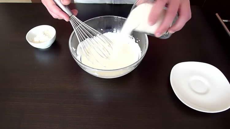 introducir gradualmente la harina