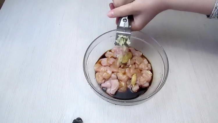 ete sarımsak ekleyin