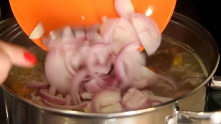 manda a cebola pra panela