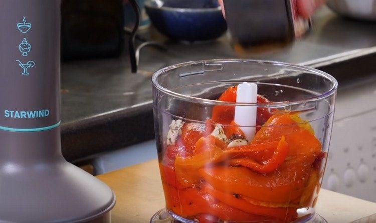 Přidejte sůl, papriku.