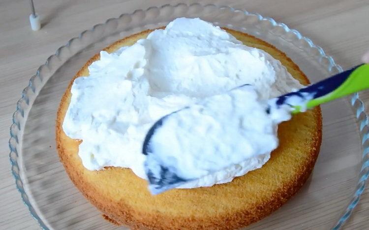 ungeți biscuitul cu smântână