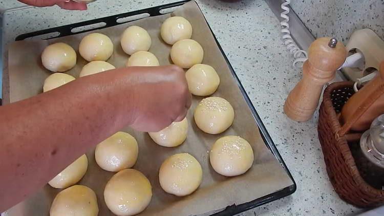 מפזרים לחמניות עם שומשום