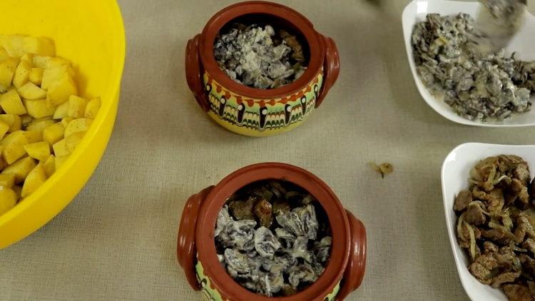 vložte houby do hrnce