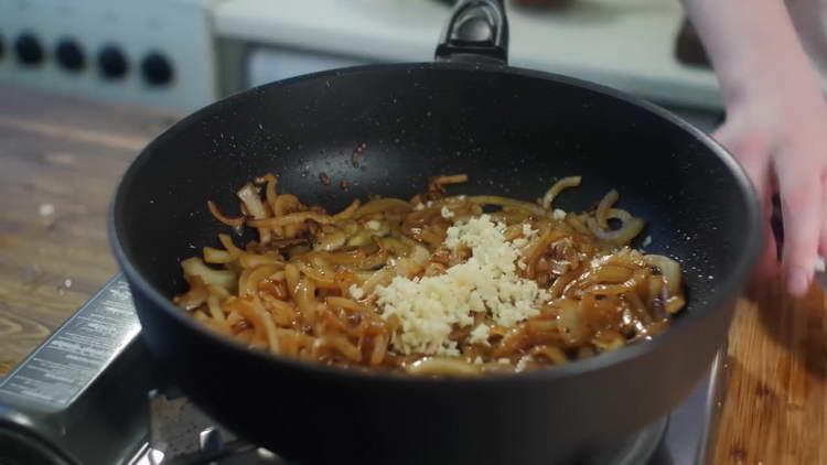 send garlic to the onion