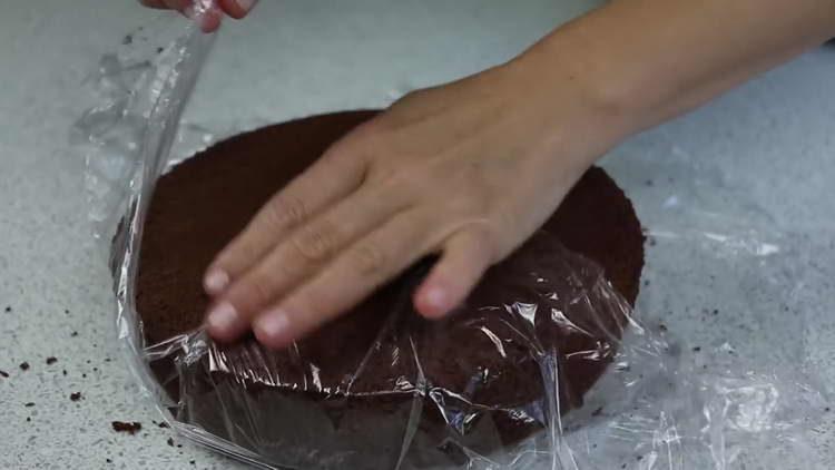 envoyer le gâteau au réfrigérateur