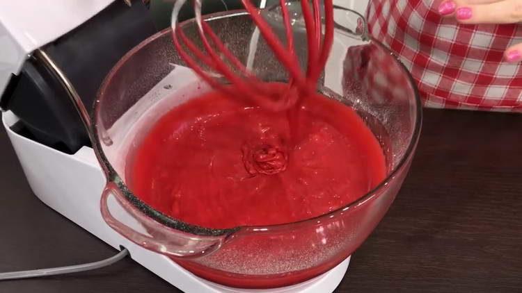 bate aluatul cu un mixer