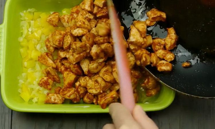 poseu la carn en un forn