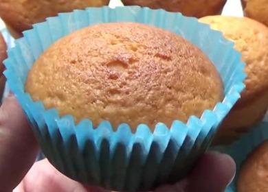 Muffins aerisite și delicioase  pe kefir