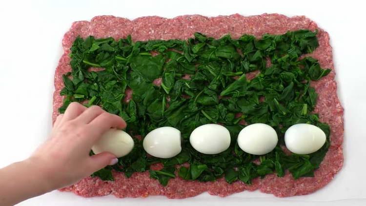 mettre des oeufs durs