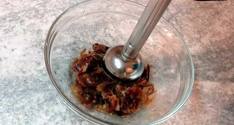 moler fechas con una licuadora