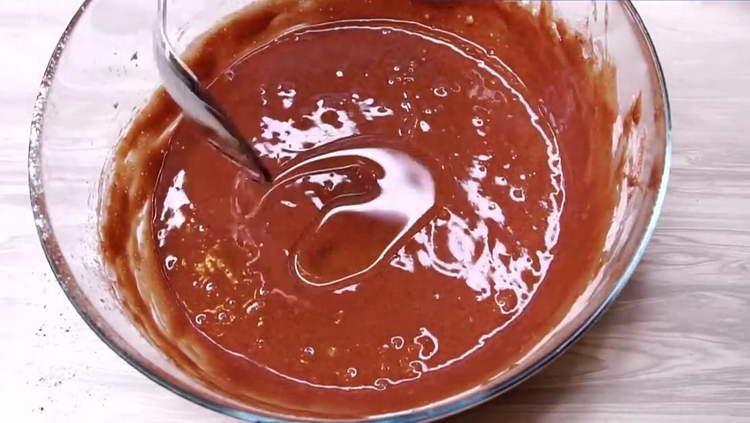 nalijte máslo do těsta