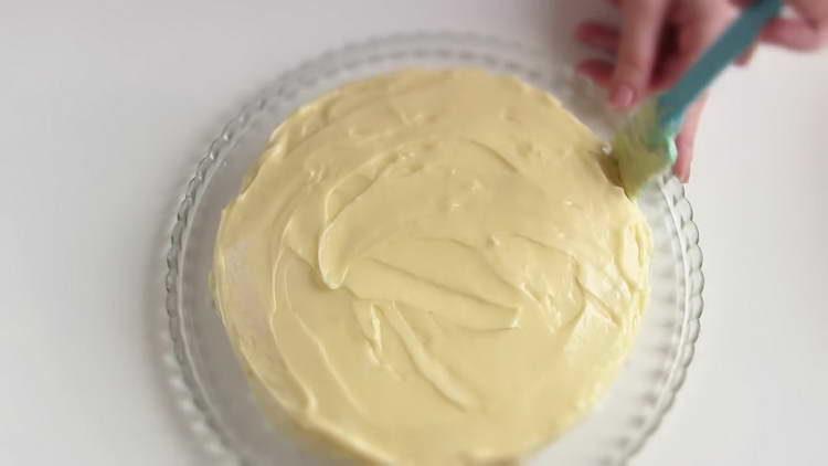 ungeți botul și părțile laterale cu cremă