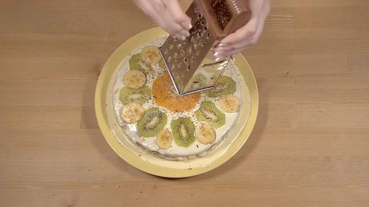 настържете шоколад