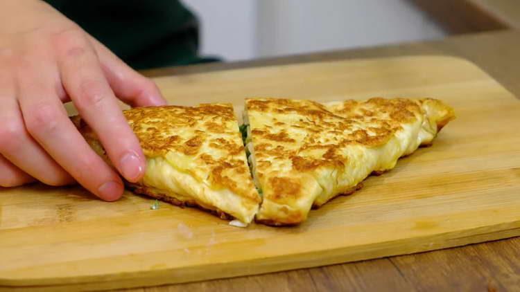 изрежете пликове от лаваш