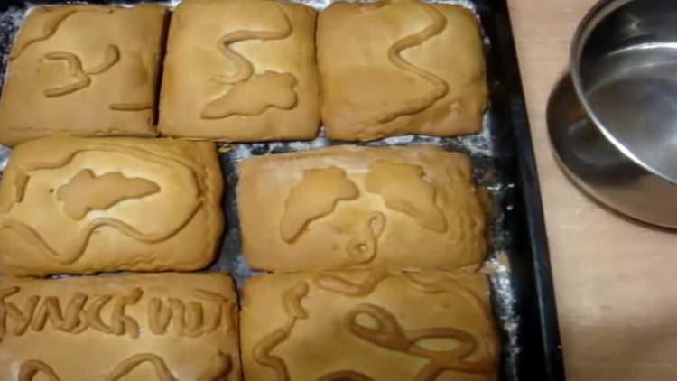 trimite cookie-urile de turtă la cuptor