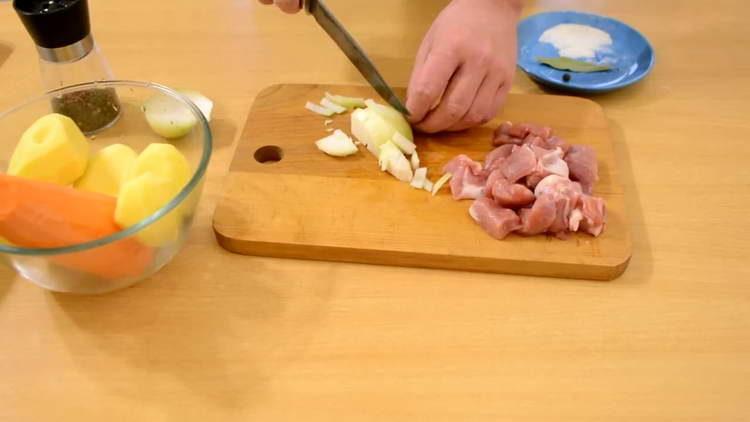 нарязваме лука