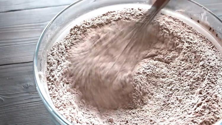 amestecă ingredientele